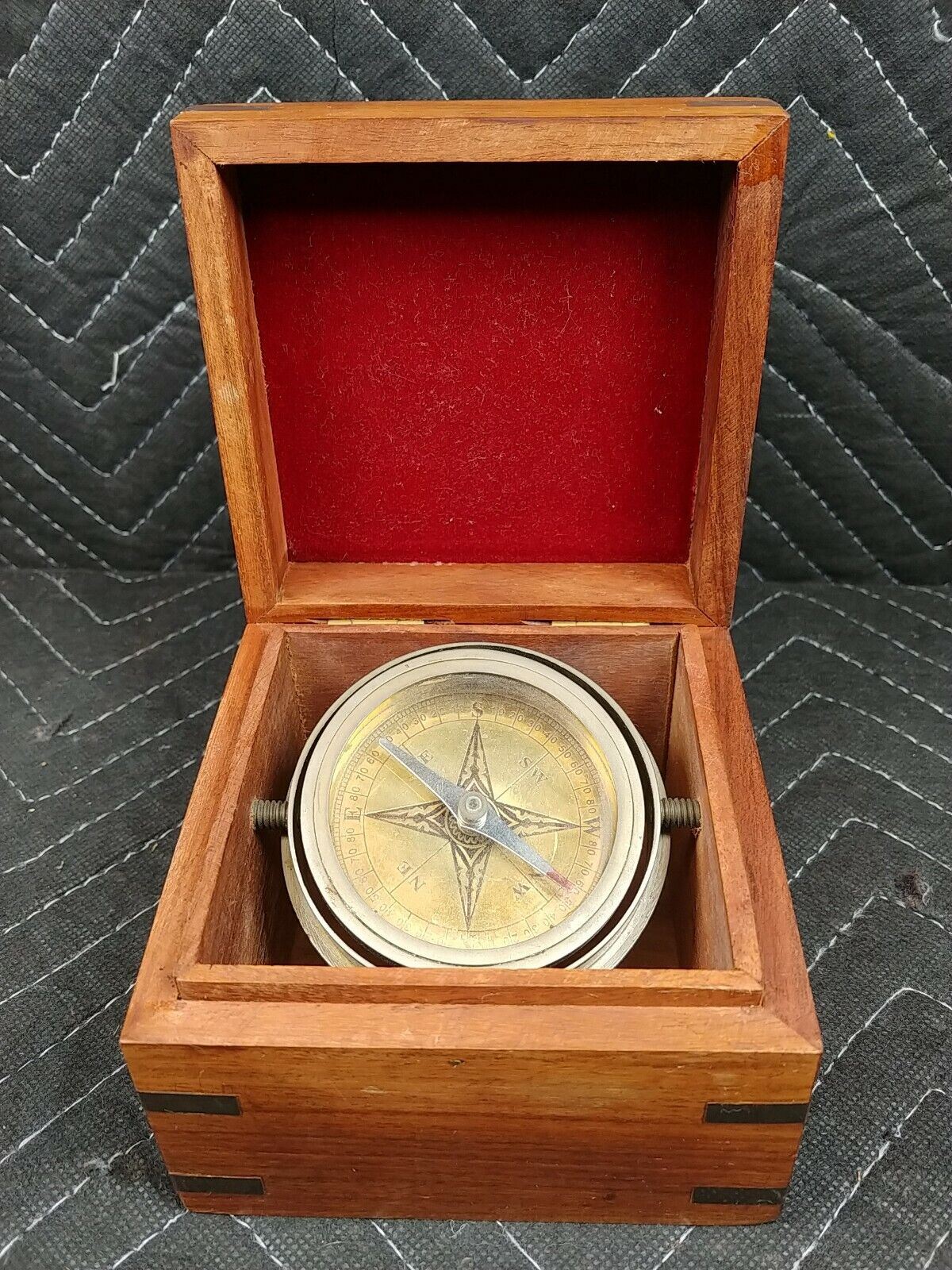 Maritime Marine Nautical Compass In Wood Box Old Vintage Navigational Tool