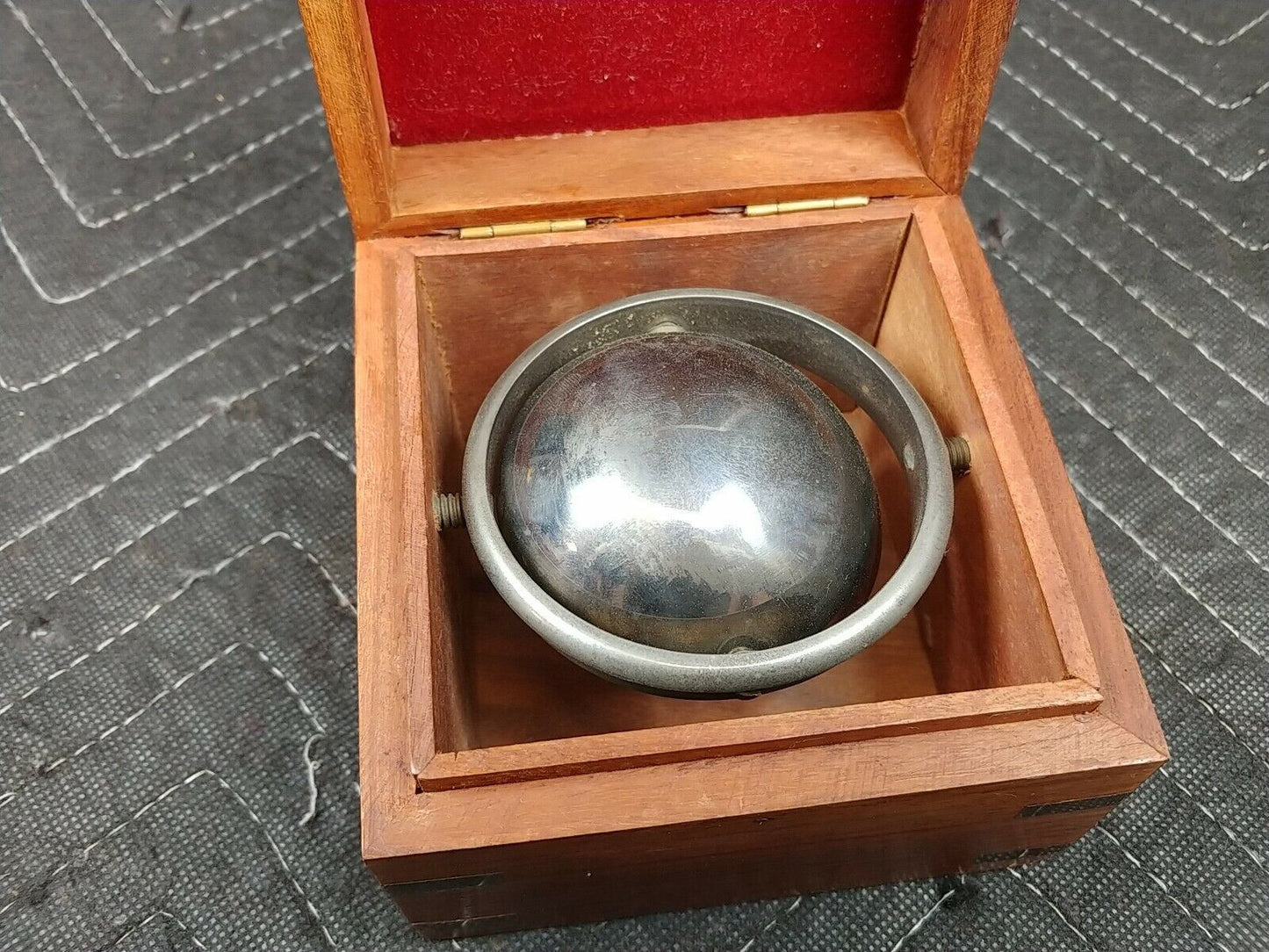 Maritime Marine Nautical Compass In Wood Box Old Vintage Navigational Tool