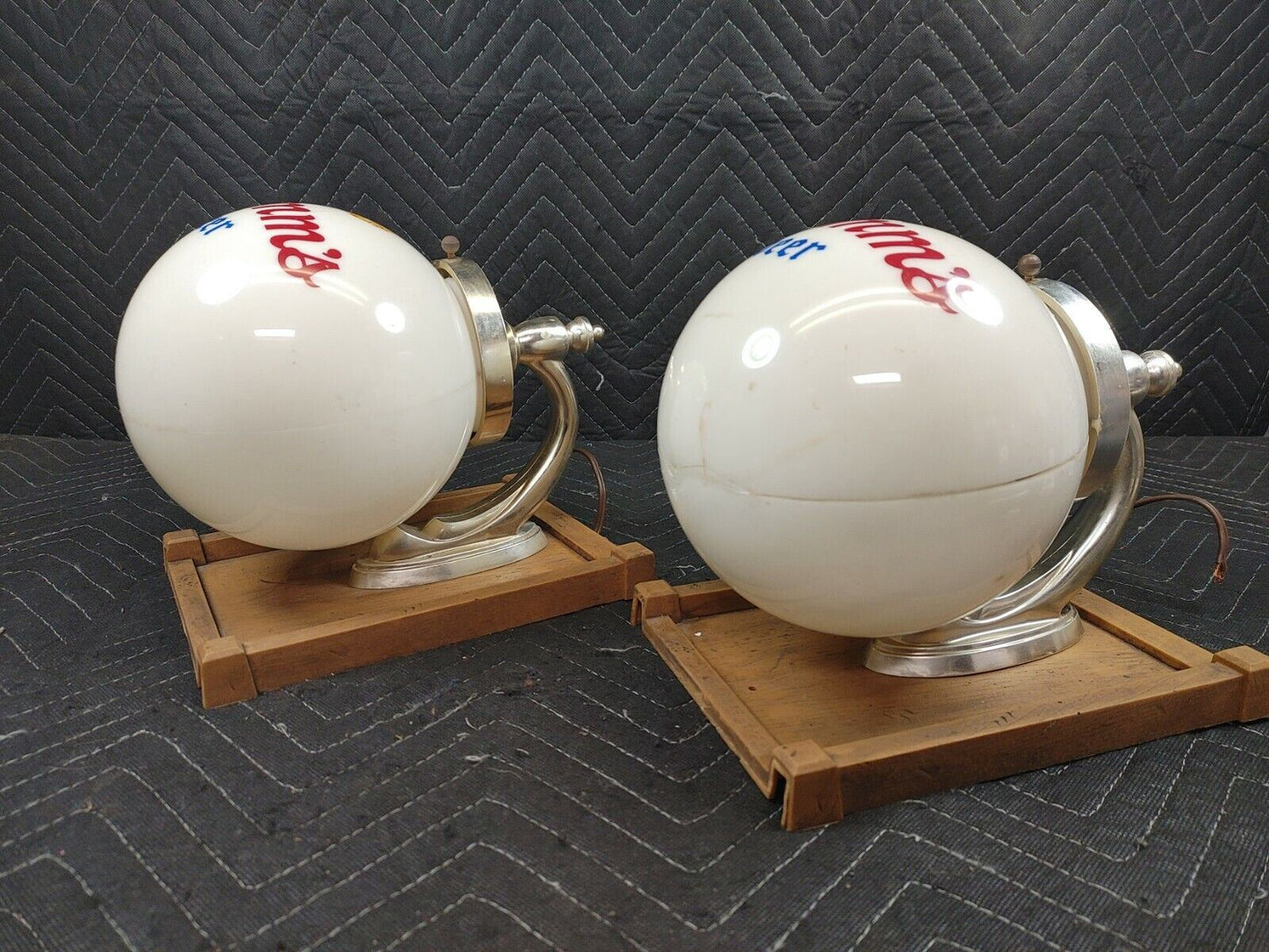 Vintage Hamm's Beer Globe Lighted Sign Wall Sconce Pair rare bar mancave lamps