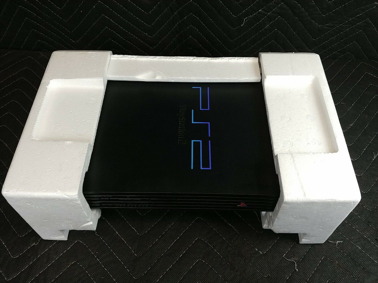 Sony PlayStation 2 Console SCPH-39001/97004 Original Box 2 Controls