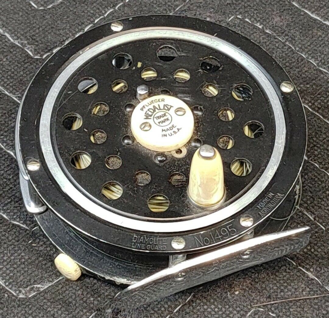 Vintage PFLUEGER 'Medalist' No. 1495 Fly Reel Made in Akron, Ohio ineedths Vintage PFLUEGER 'Medalist' No. 1495 Fly Reel Made in Akron, Ohio ineedths