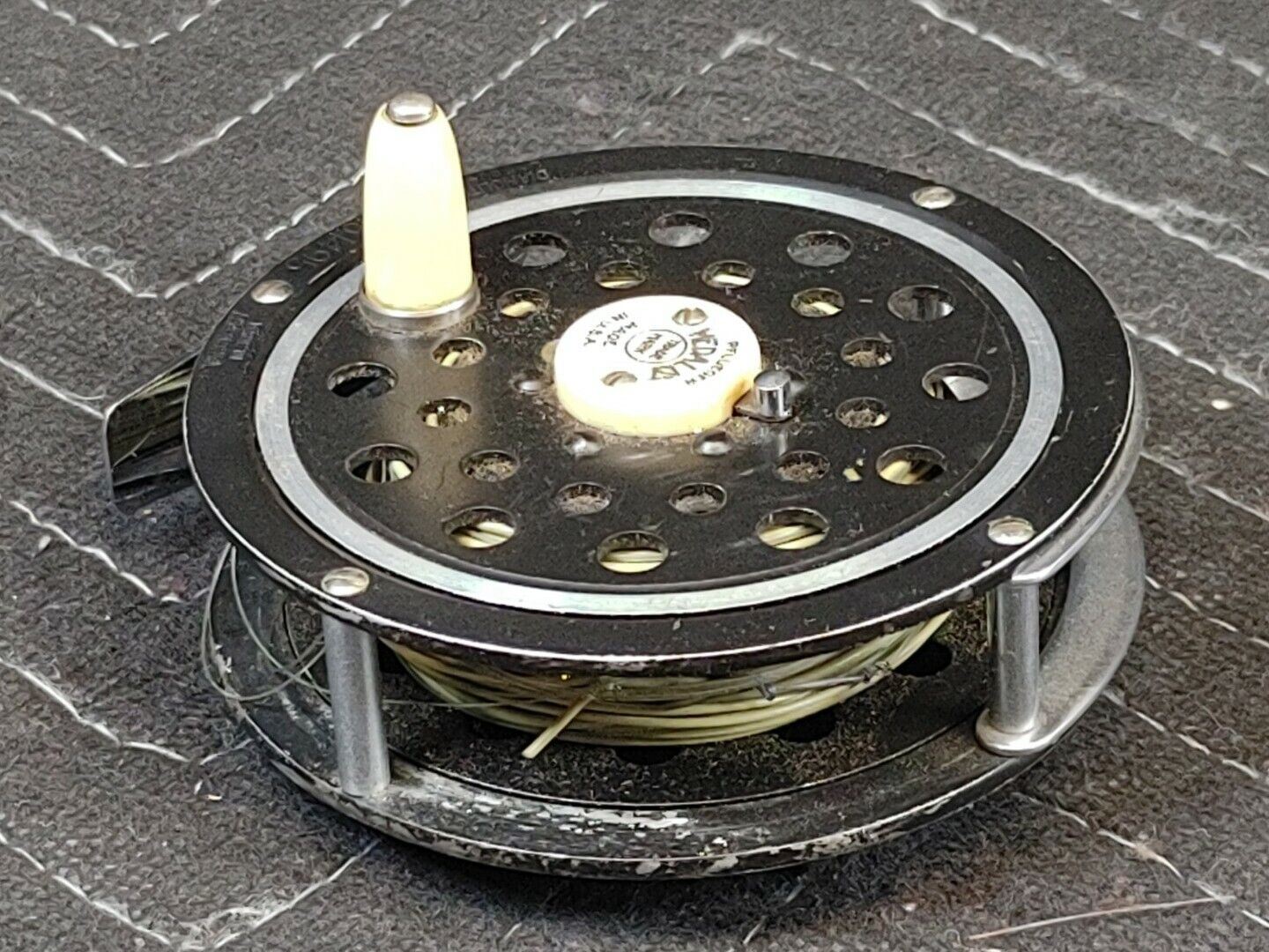 Vintage PFLUEGER 'Medalist' No. 1495 Fly Reel Made in Akron, Ohio