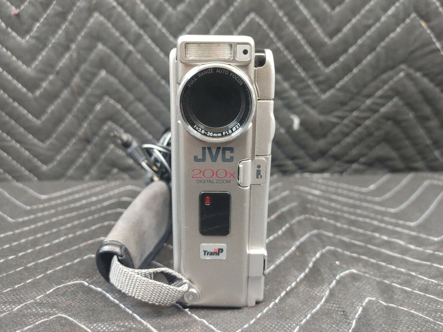 JVC GR-DVM70U MiniDV MINI-DV CAMCORDER