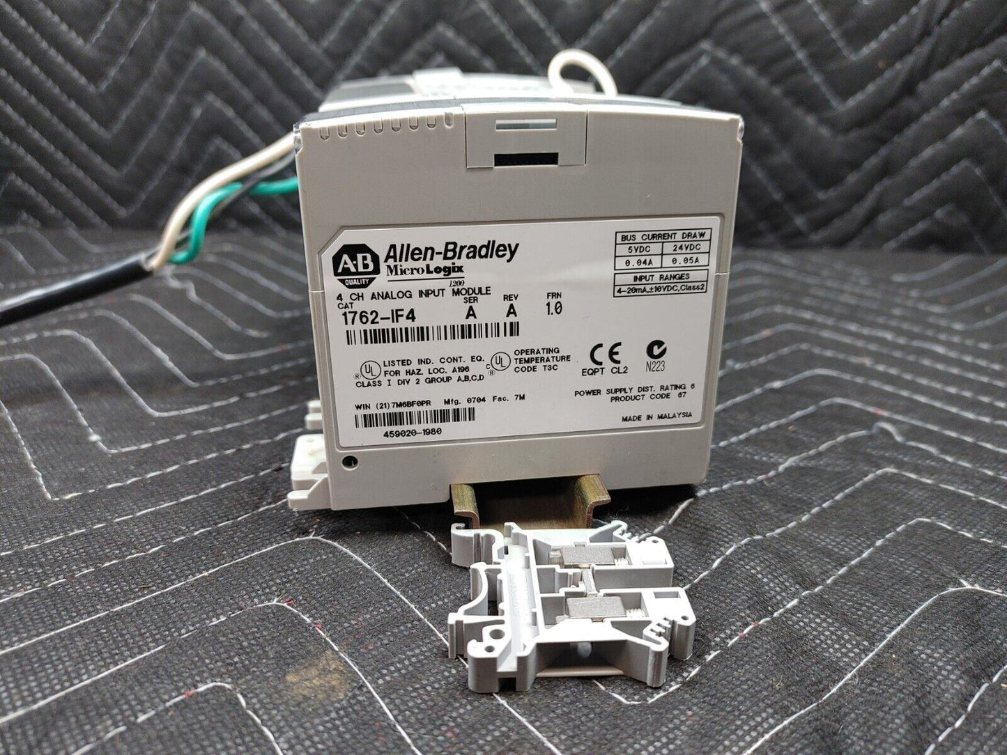 AB Micrologix 1200 1762-L24BXB PLC & 1762-IF4 REV A 4 CH Analog Input Module