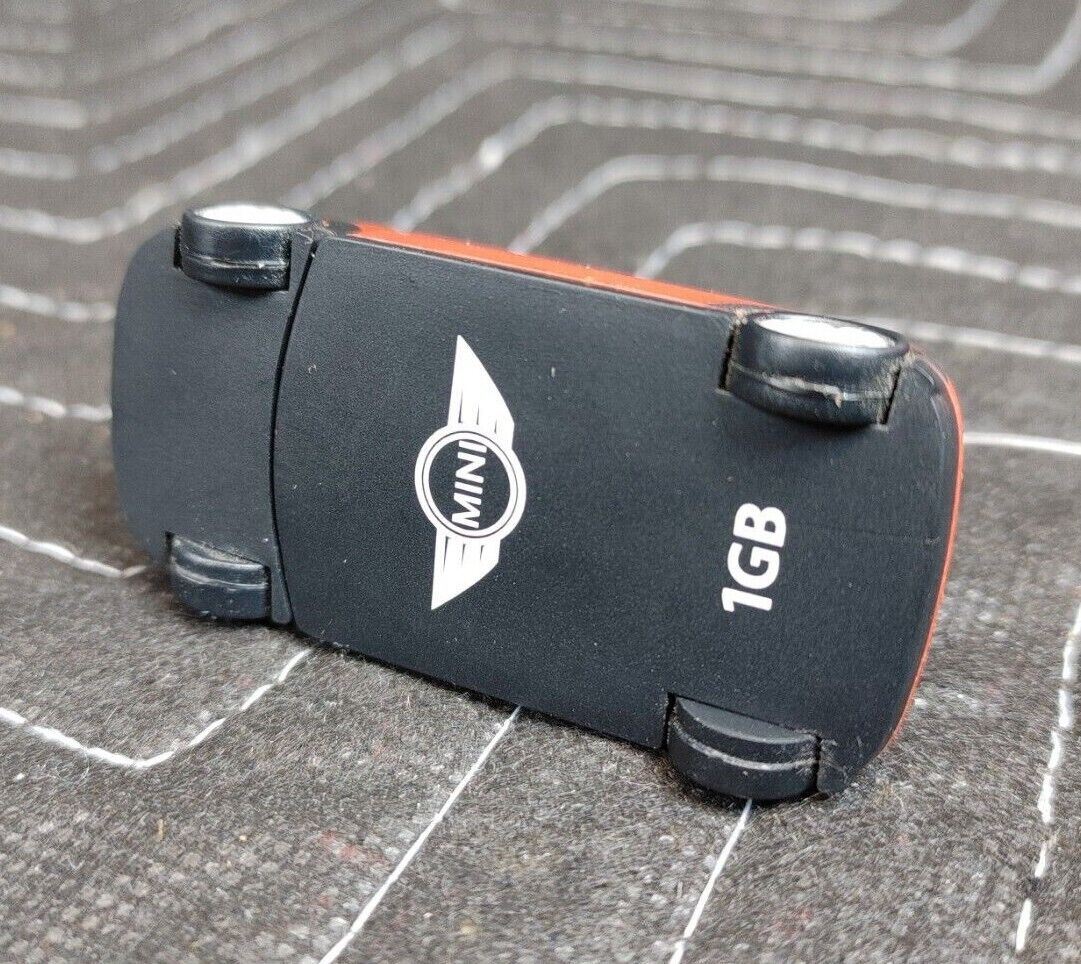Mini Cooper 1GB USB Flash Drive