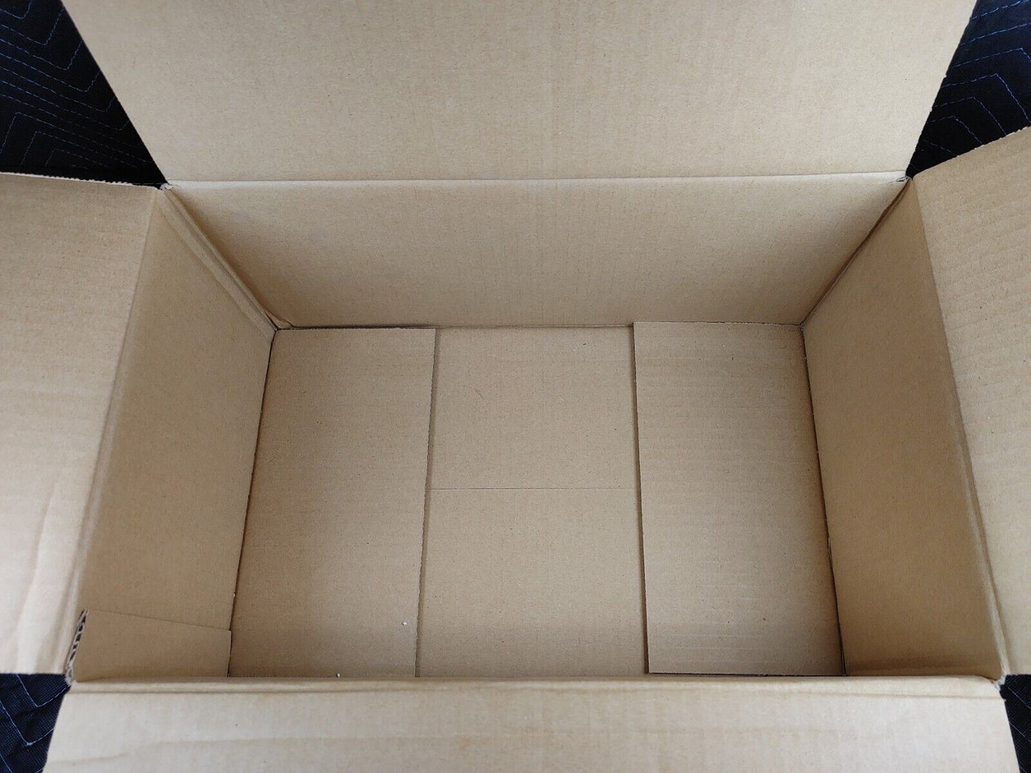 ICOM IC-7300 Original BOX ONLY w/ inserts