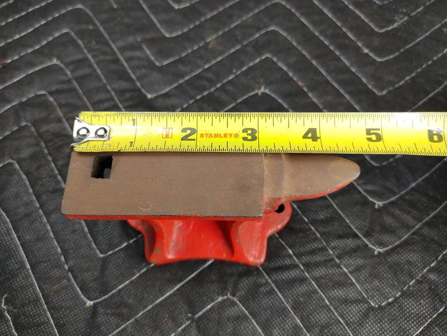 Vintage Iron JSB JAPAN Clock Watch Jewelry Small Miniature Anvil 1709-2