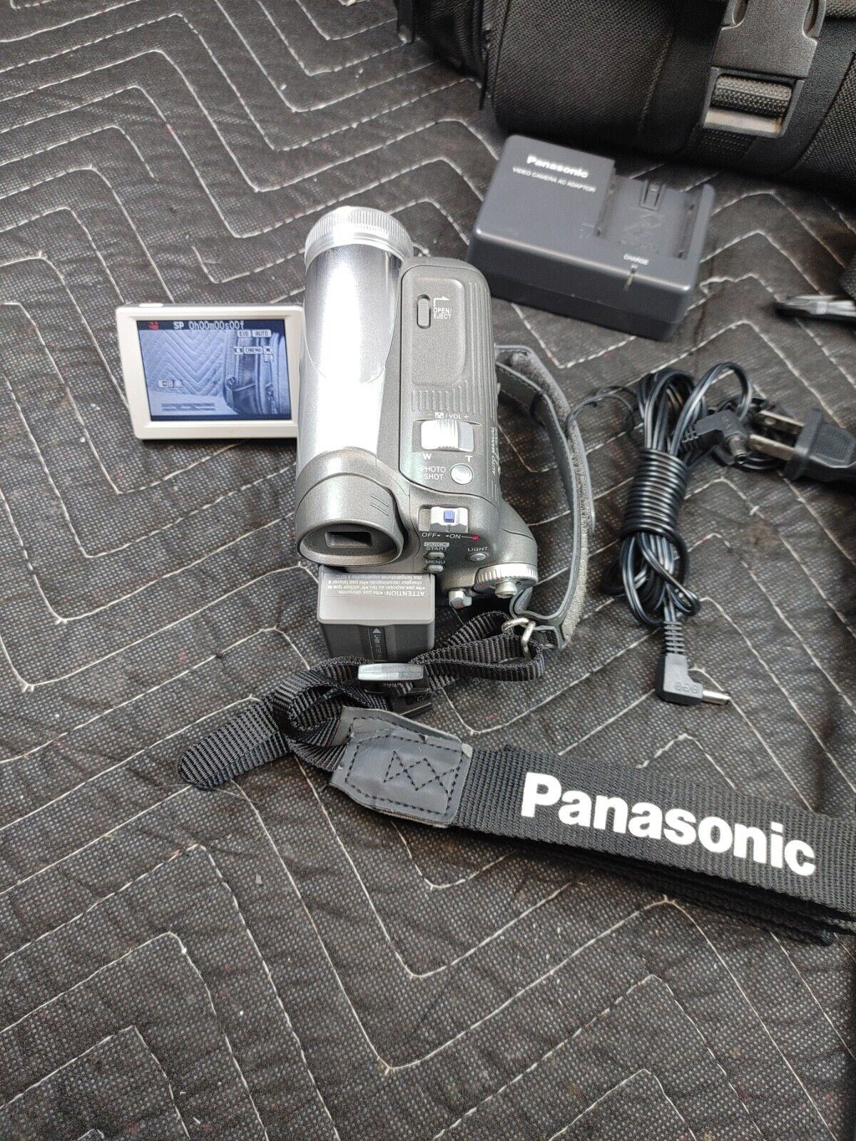 Panasonic PV-GS35 MiniDV Camcorder w/ Remote, Case, Charger & Cords - TESTED