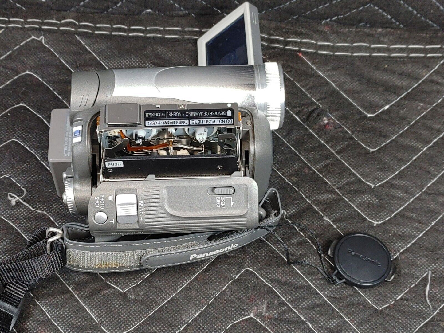 Panasonic PV-GS35 MiniDV Camcorder w/ Remote, Case, Charger & Cords - TESTED