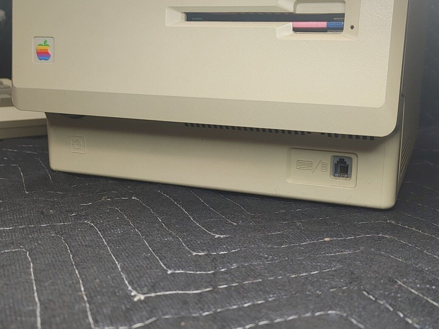 Vintage Apple Macintosh Plus 1MB M0001A Computer