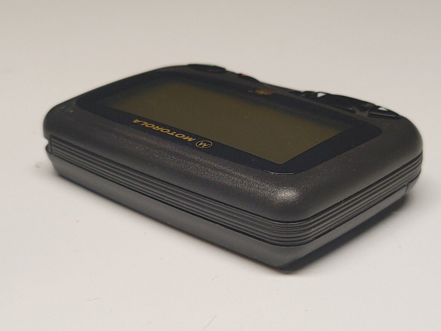 MOTOROLA CP1250 (BLACK) ALPHANUMERIC FLEX PAGER - ZOOM FROM 8 TO 4 LINE DISPLAY