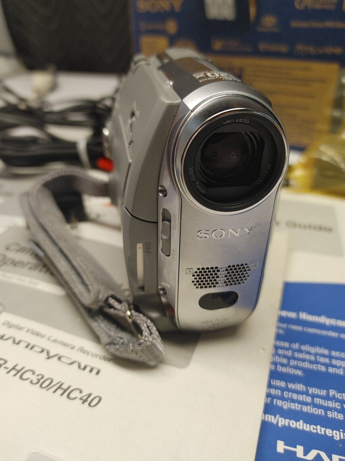 Sony DCR-HC40 Mini DV Handycam Camcorder