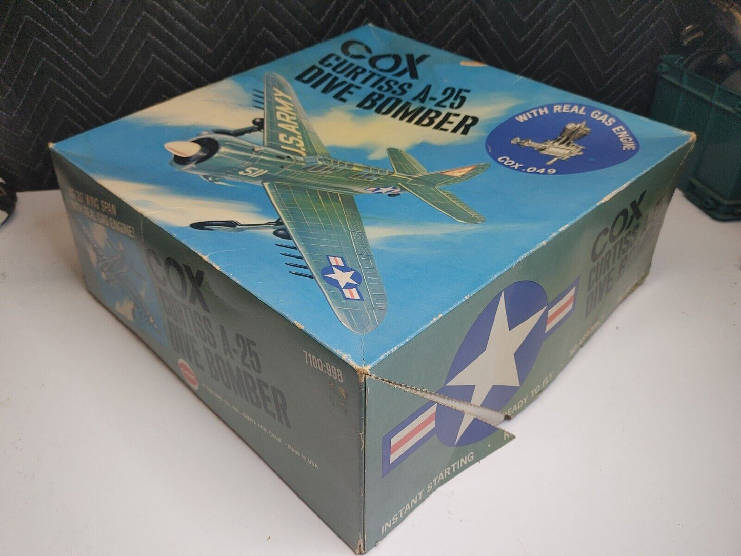 COX CURTISS A-25 DIVE BOMBER - .049 POWERED - WWII COMBAT VETERAN