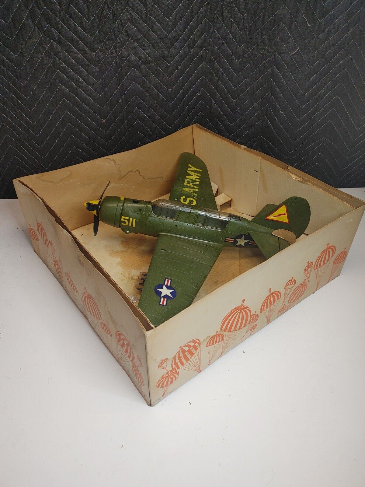 COX CURTISS A-25 DIVE BOMBER - .049 POWERED - WWII COMBAT VETERAN