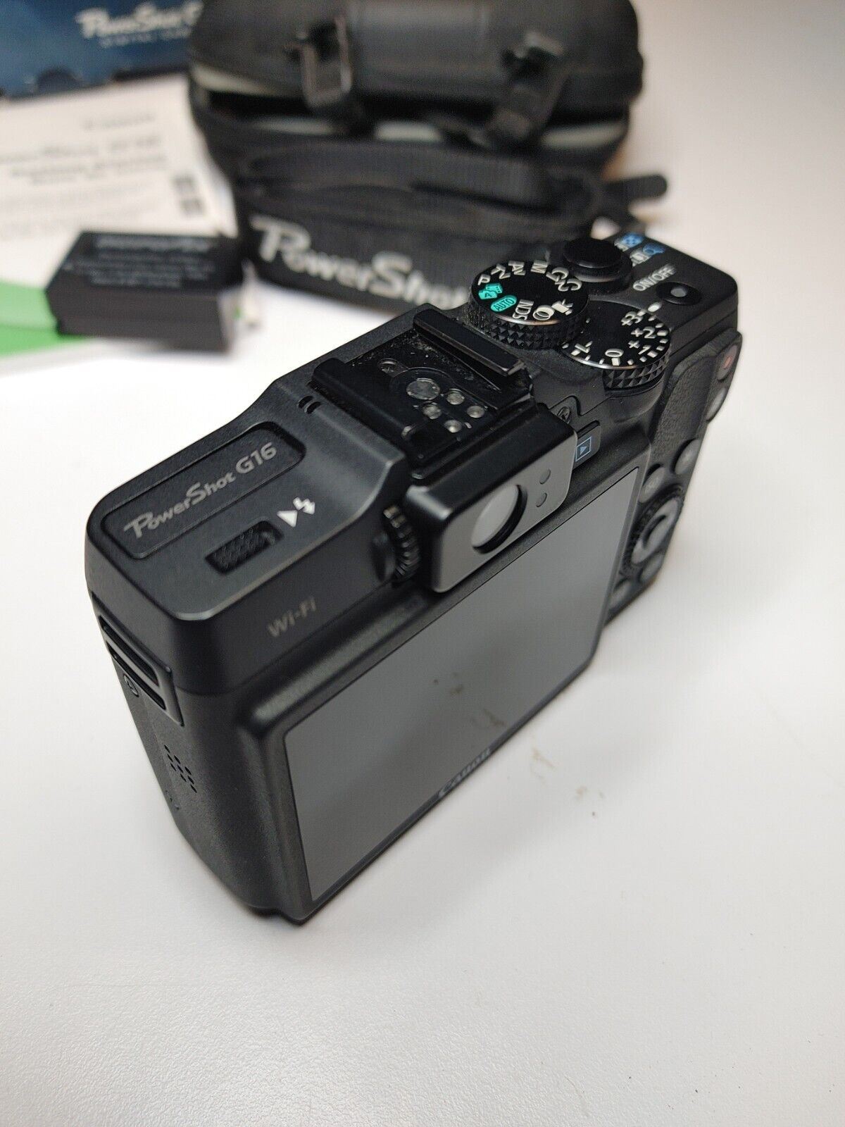 Canon PowerShot G16 Digital Camera with WiFi 12.1MP w/ Box/Charger/Case/Papers