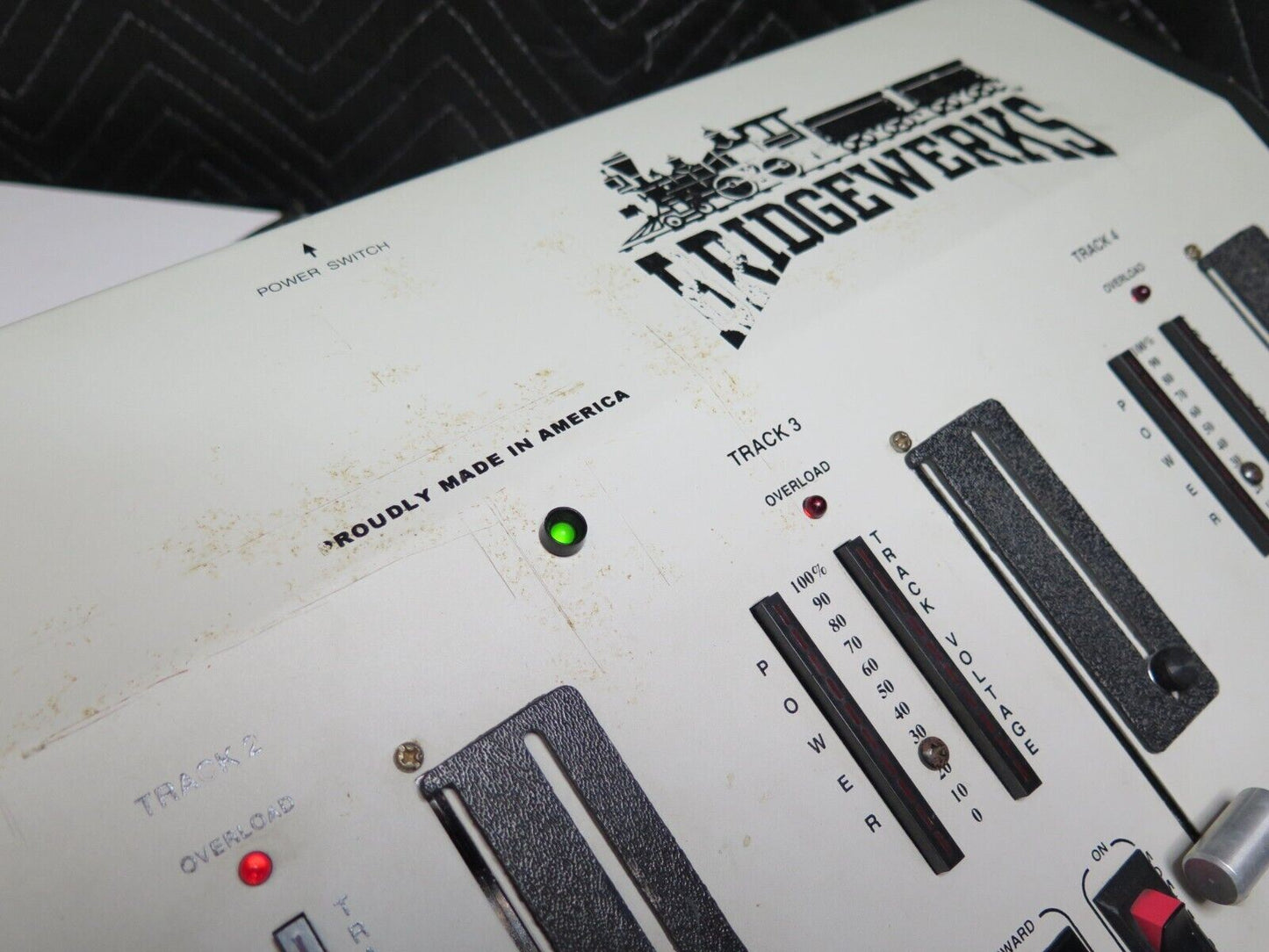 Bridgewerks Magnum 400-30 Amps, 4 track controller Transformer - New Slide Pots