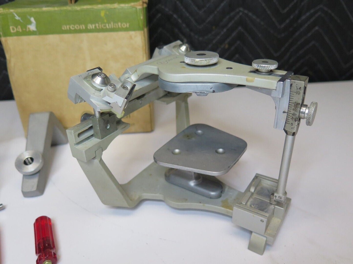 DENAR D4-A DENTAL ARCON ARTICULATOR & Extras - Occlusal Treatment