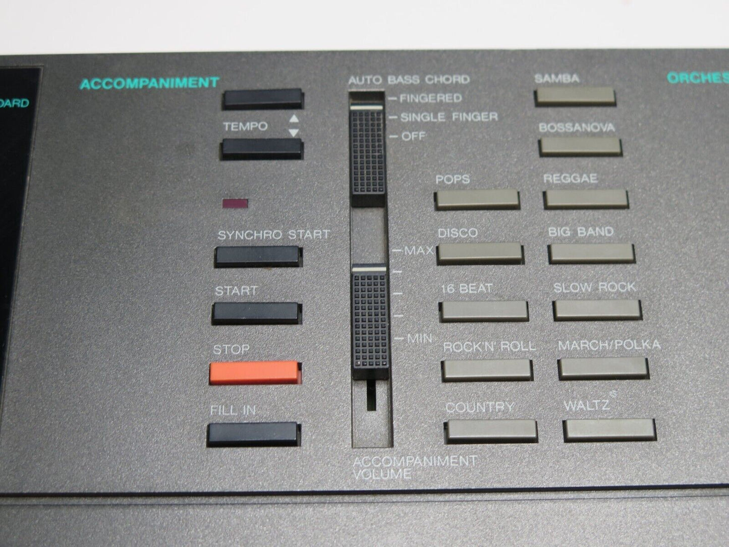 Yamaha PortaSound VSS-100 Keyboard with Digital Voice Sampler