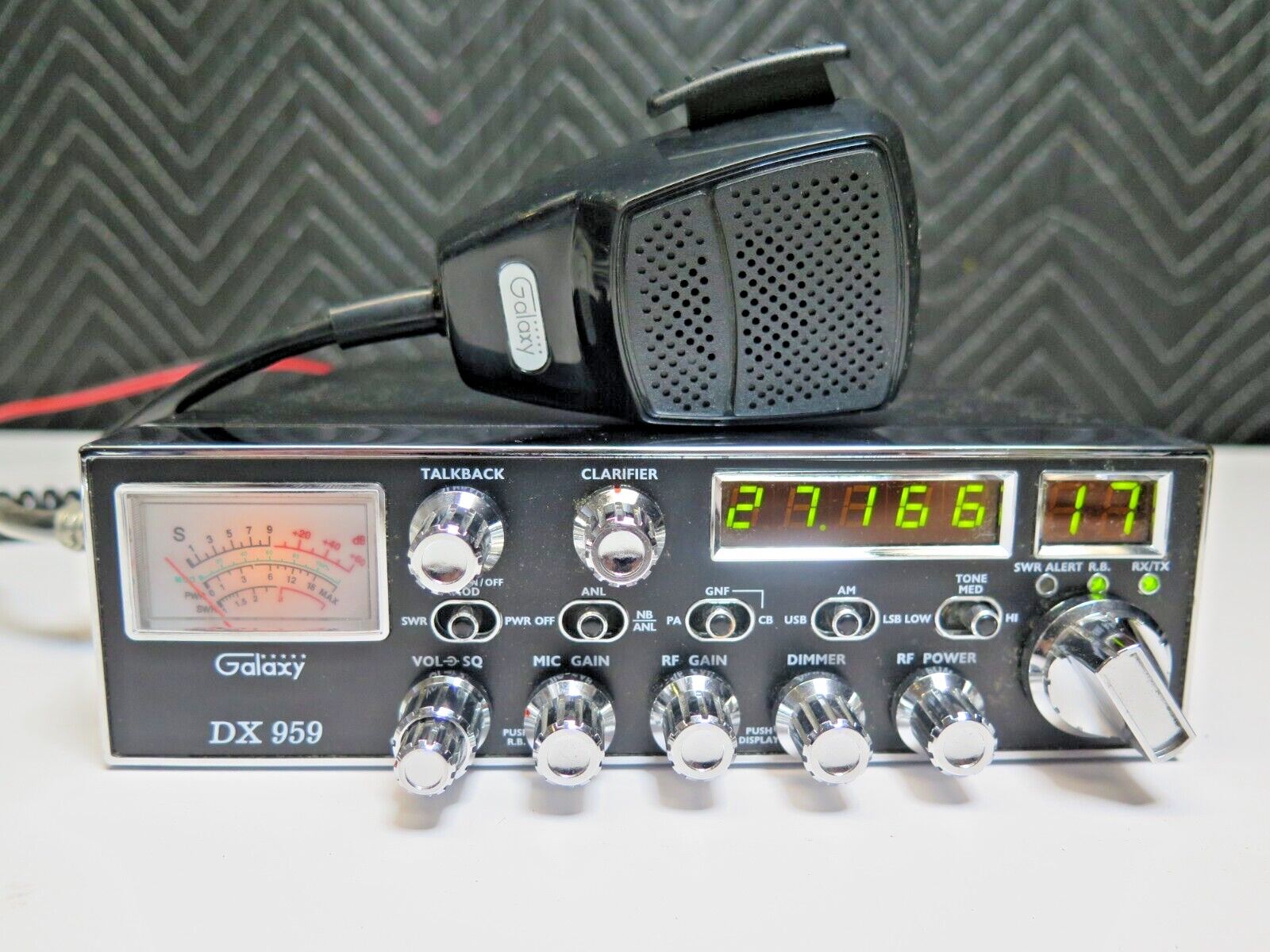 Galaxy DX959 40 Channel Mobile CB Radio GREEN DISPLAY AM/SSB Loud Audi