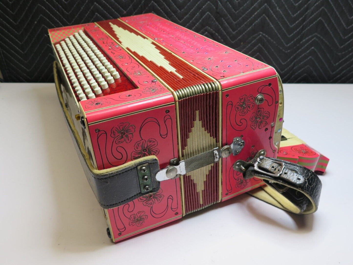 RARE ANTIQUE AUTHENTIC PASQUALE FICOSECCO ACCORDION ORGANETTO w/ Case - Pink