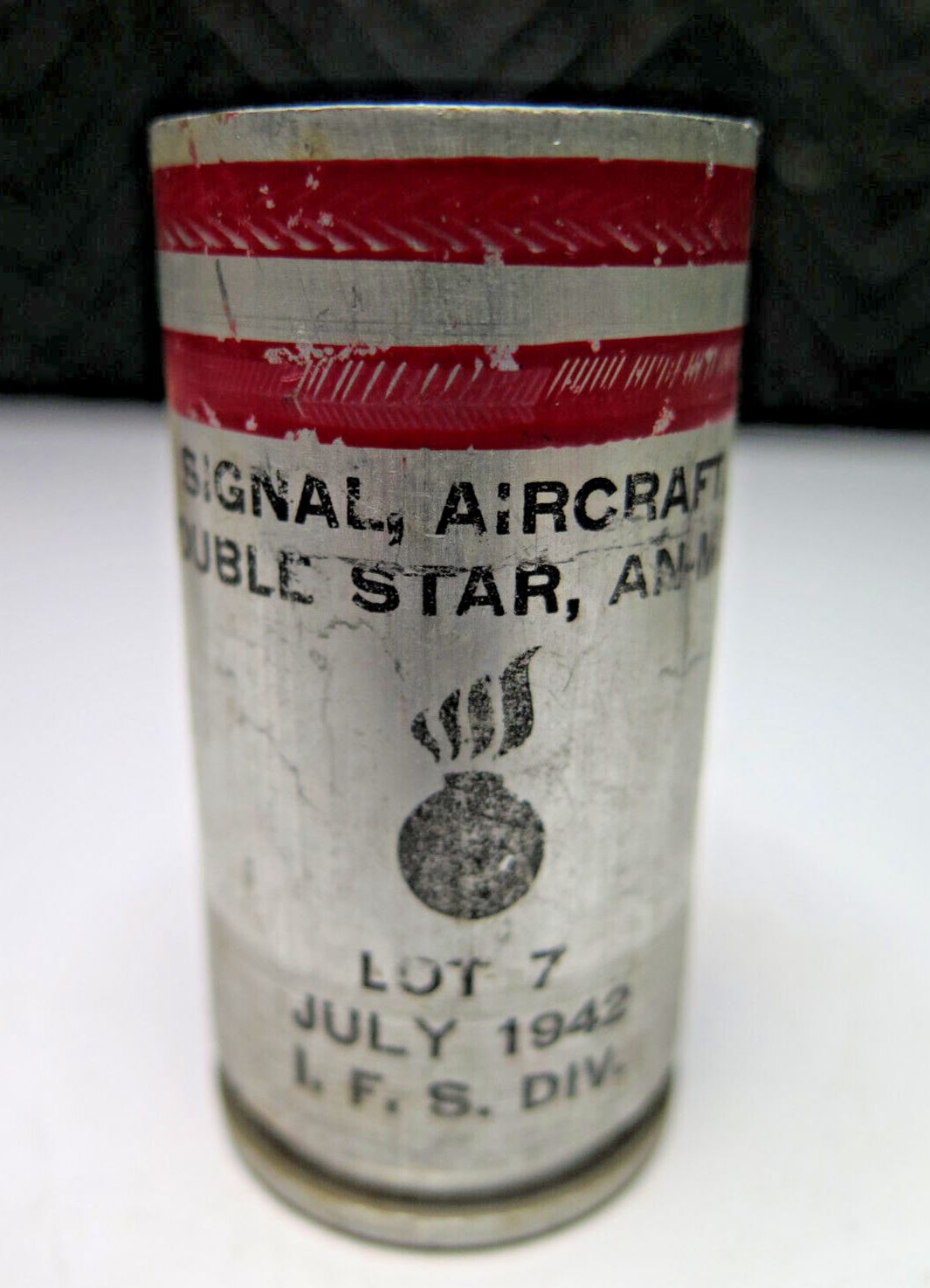 Rare WWII Signal Aircraft Double Star AN-M28 - Red/Red - Metal Case - July 1942