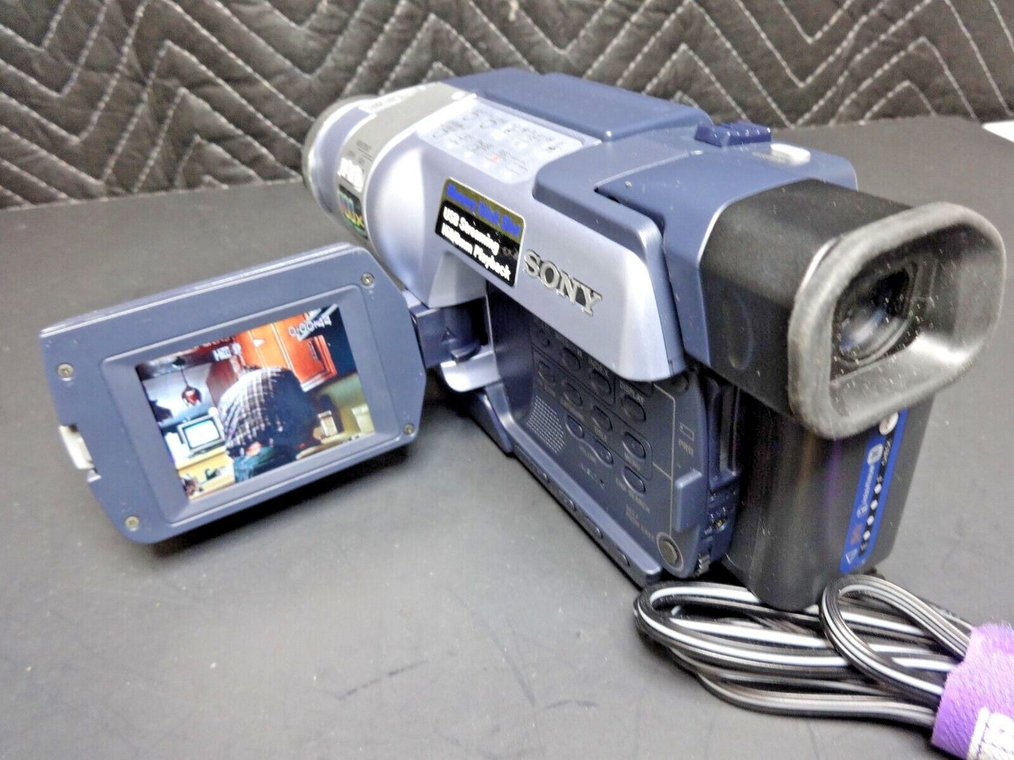 Sony Handycam DCR-TRV350 Digital 8 Camcorder w/ AV Cord & Power Clean & Working