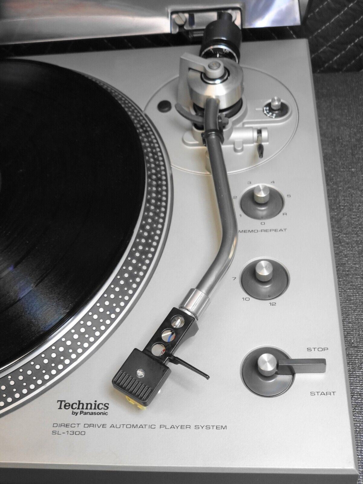 TECHNICS SL-1300 Direct Drive Automatic Turntable w/ Lancer ht9es - *Serviced *
