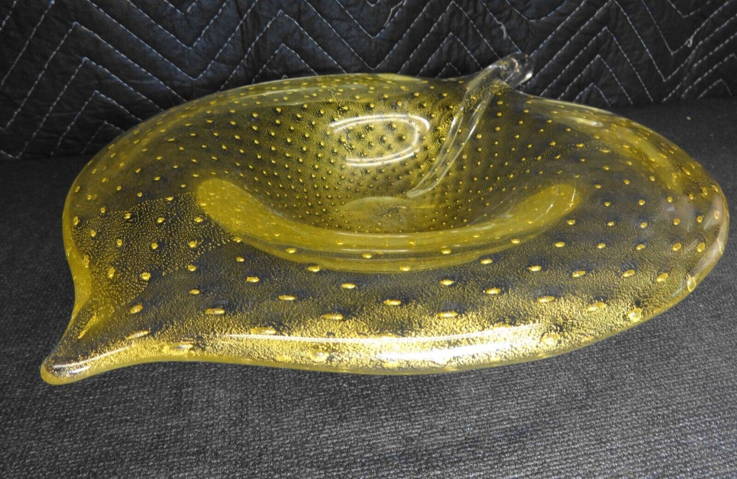 VINTAGE MURANO STUDIO GLASS GOLD STRINGRAY CENTERPIECE BOWL - Signed
