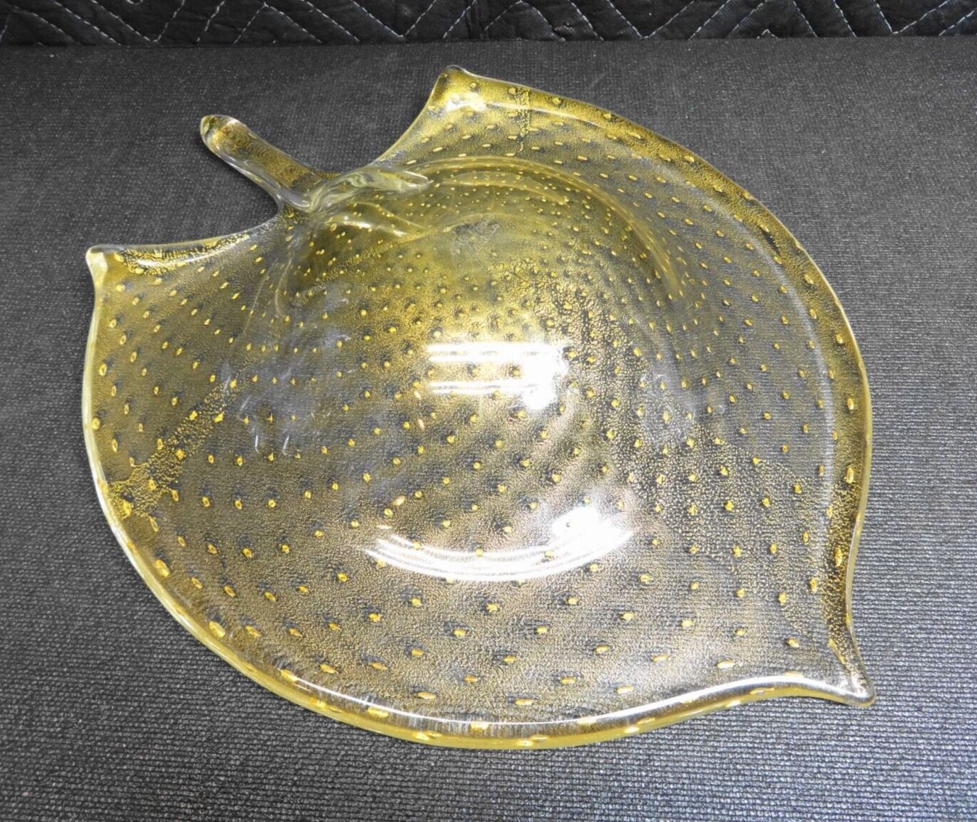 VINTAGE MURANO STUDIO GLASS GOLD STRINGRAY CENTERPIECE BOWL - Signed