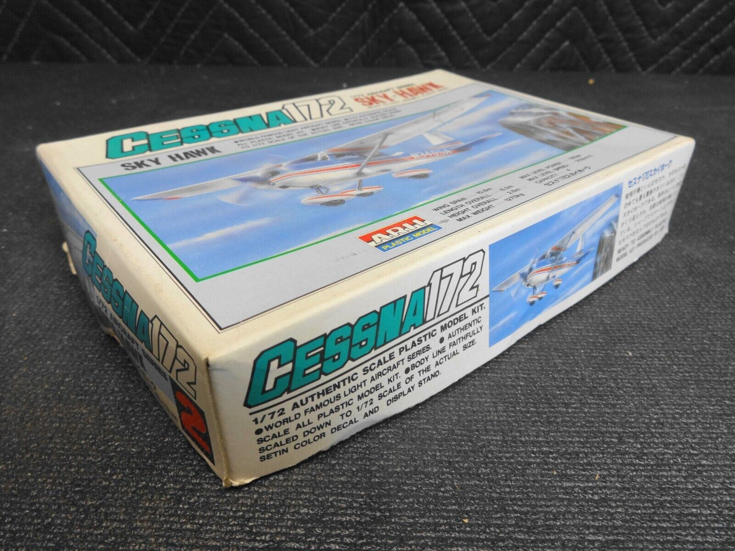 Vintage ARII Cessna 172 Sky Hawk Airplane 1/72 Plastic Model Kit
