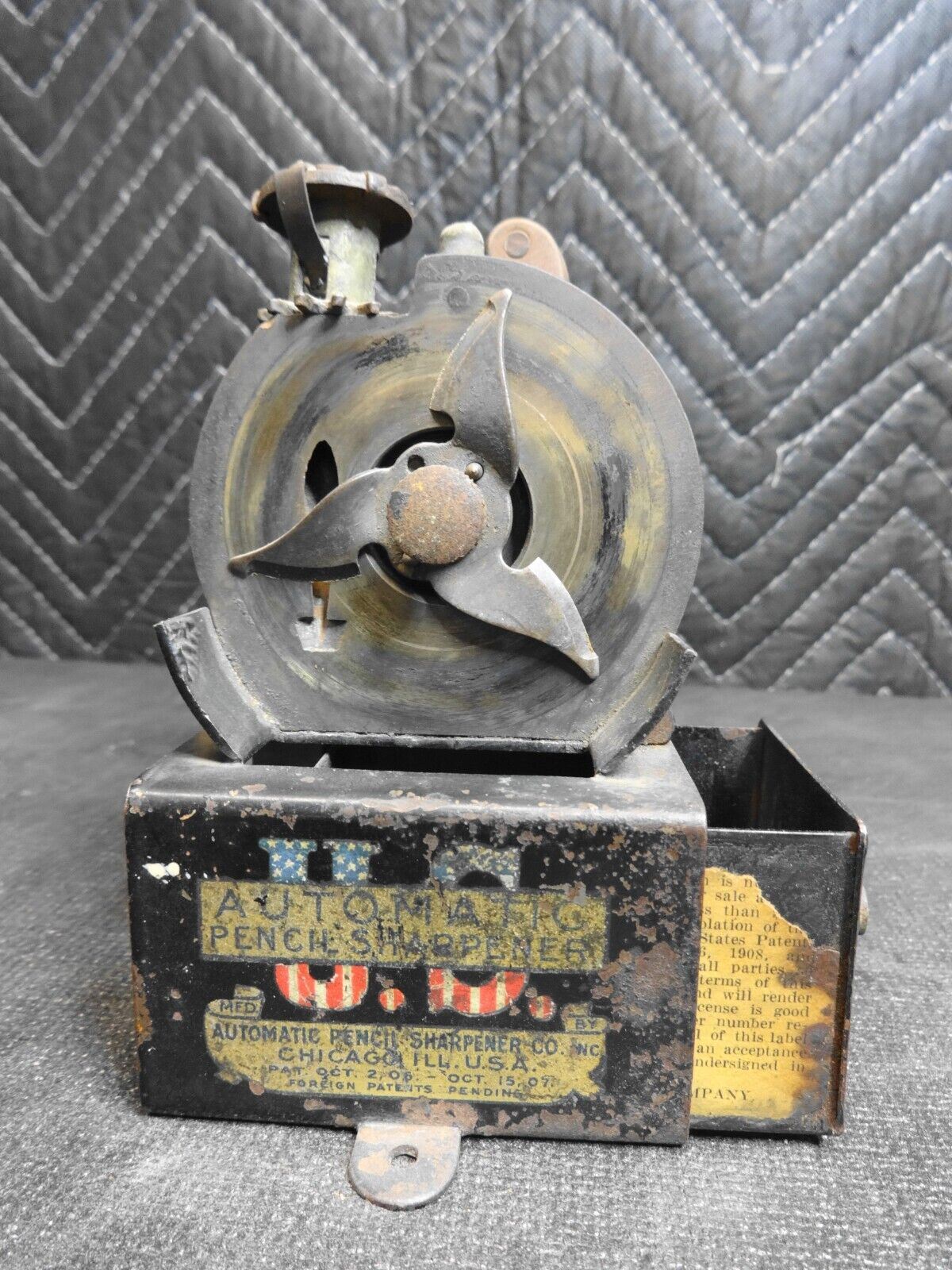 Antique US Automatic Pencil Sharpener 1906 Patent Hand Crank Chicago ILL