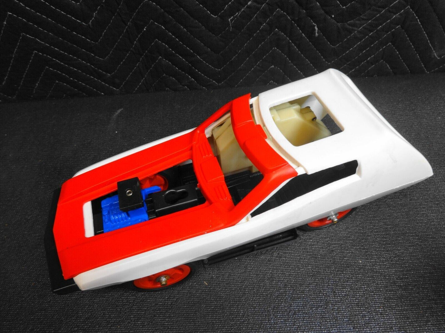 Evel Knievel Stunt & Crash Car incomplete Vintage 1974
