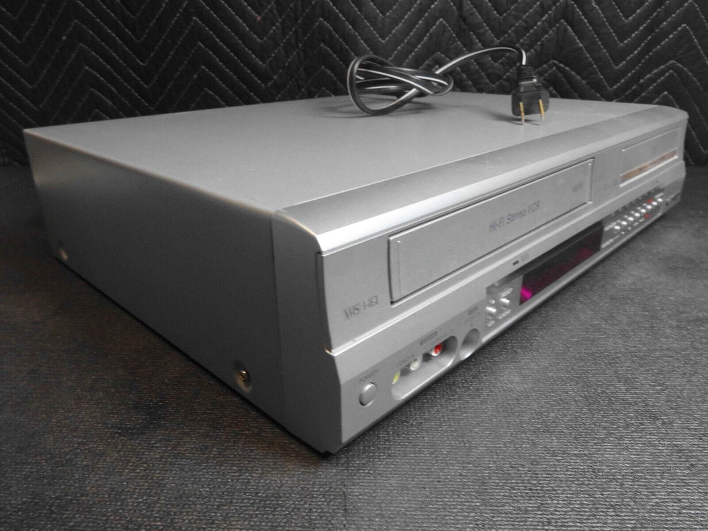 Sansui VRDVD4005 VHS Hi-Fi DVD Recorder Player VCR Combo w/ Remote - SERVICED