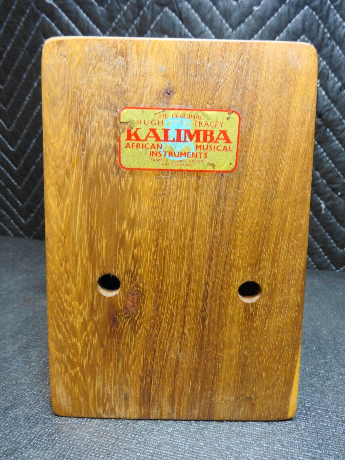 Vintage 1966 HUGH TRACEY TREBLE KALIMBA 17 NOTE in Original BOX w/ INSTRUCTIONS
