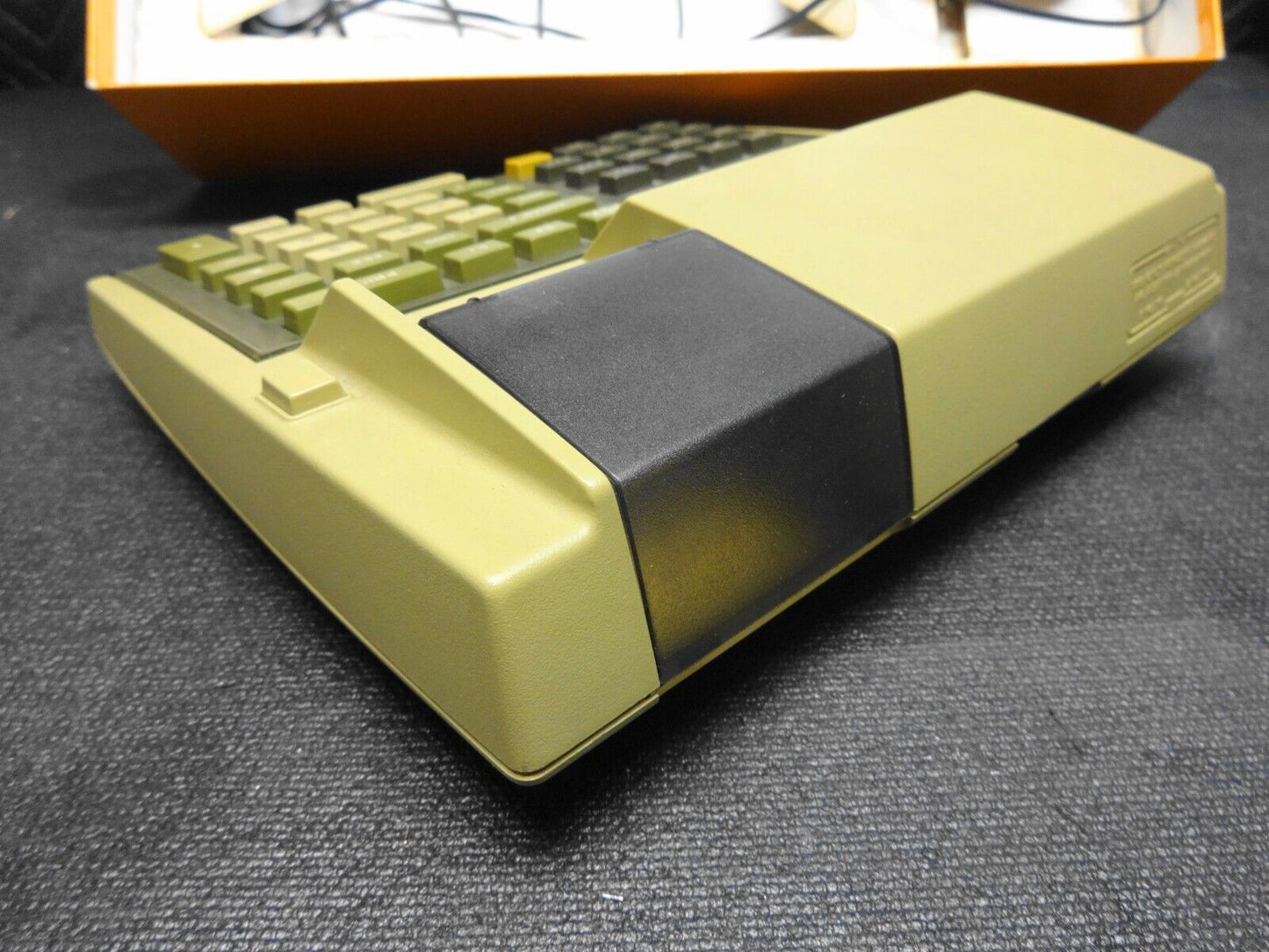 1976 Hewlett-Packard - HP-91 Scientific Calculator w/ Power Adapter Original Box