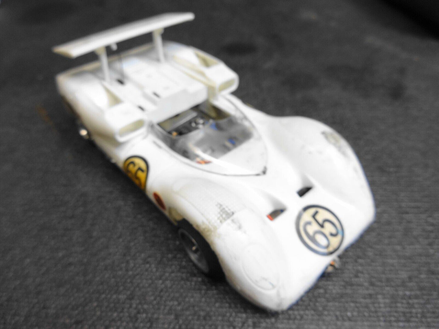 Vintage Chaparral 2E with ISO Fulcrum COX chassis slot car 1/24 - Working
