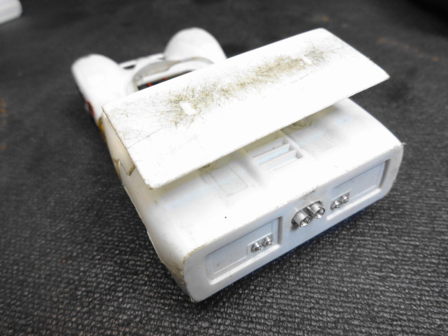 Vintage Chaparral 2E with ISO Fulcrum COX chassis slot car 1/24 - Working