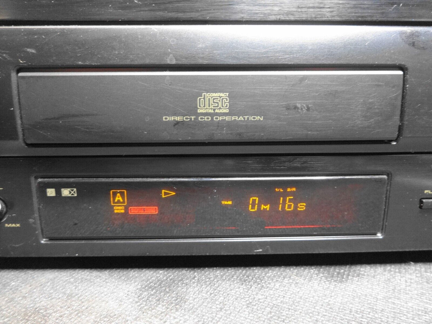 Pioneer CLD-D704 Laserdisc Player w/ Remote & A/V Cable *SERVICED*