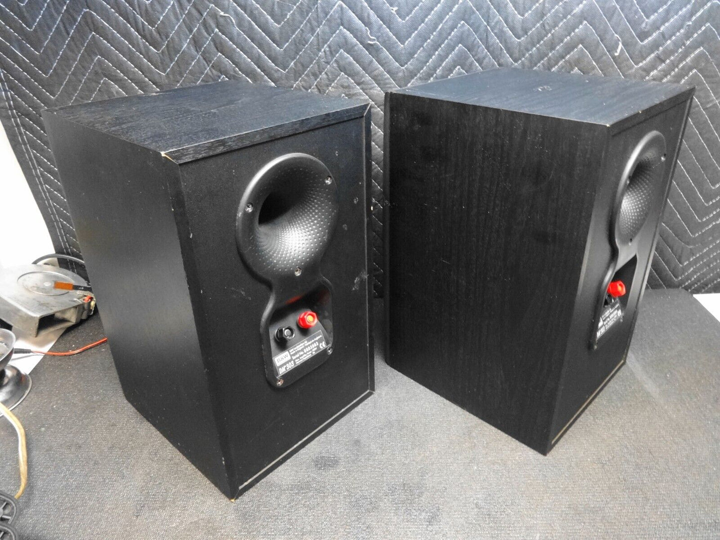 B&W DM 303 Bookshelf Speakers Bowers & Wilkins - Pair of 2x