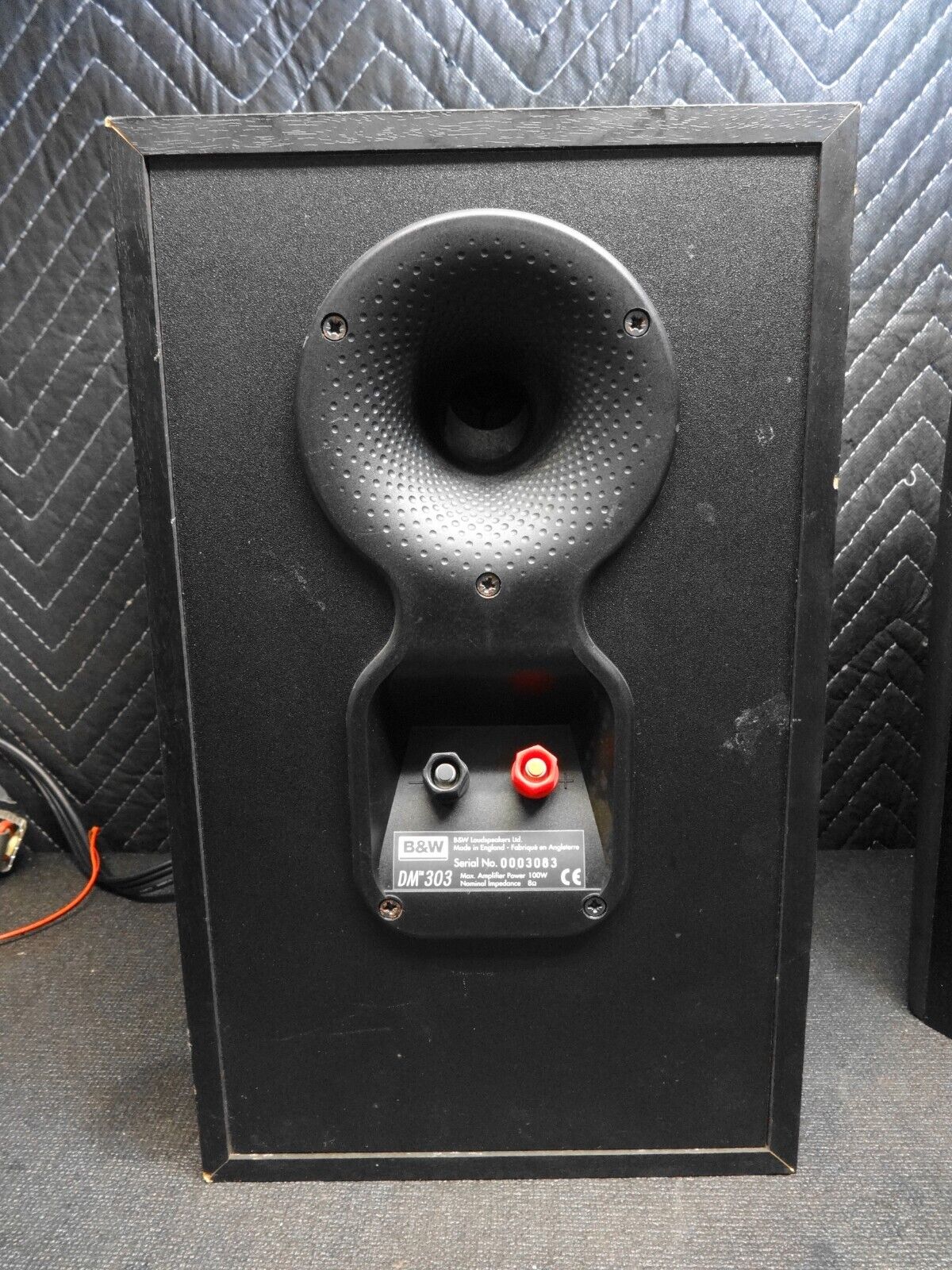 B&W DM 303 Bookshelf Speakers Bowers & Wilkins - Pair of 2x
