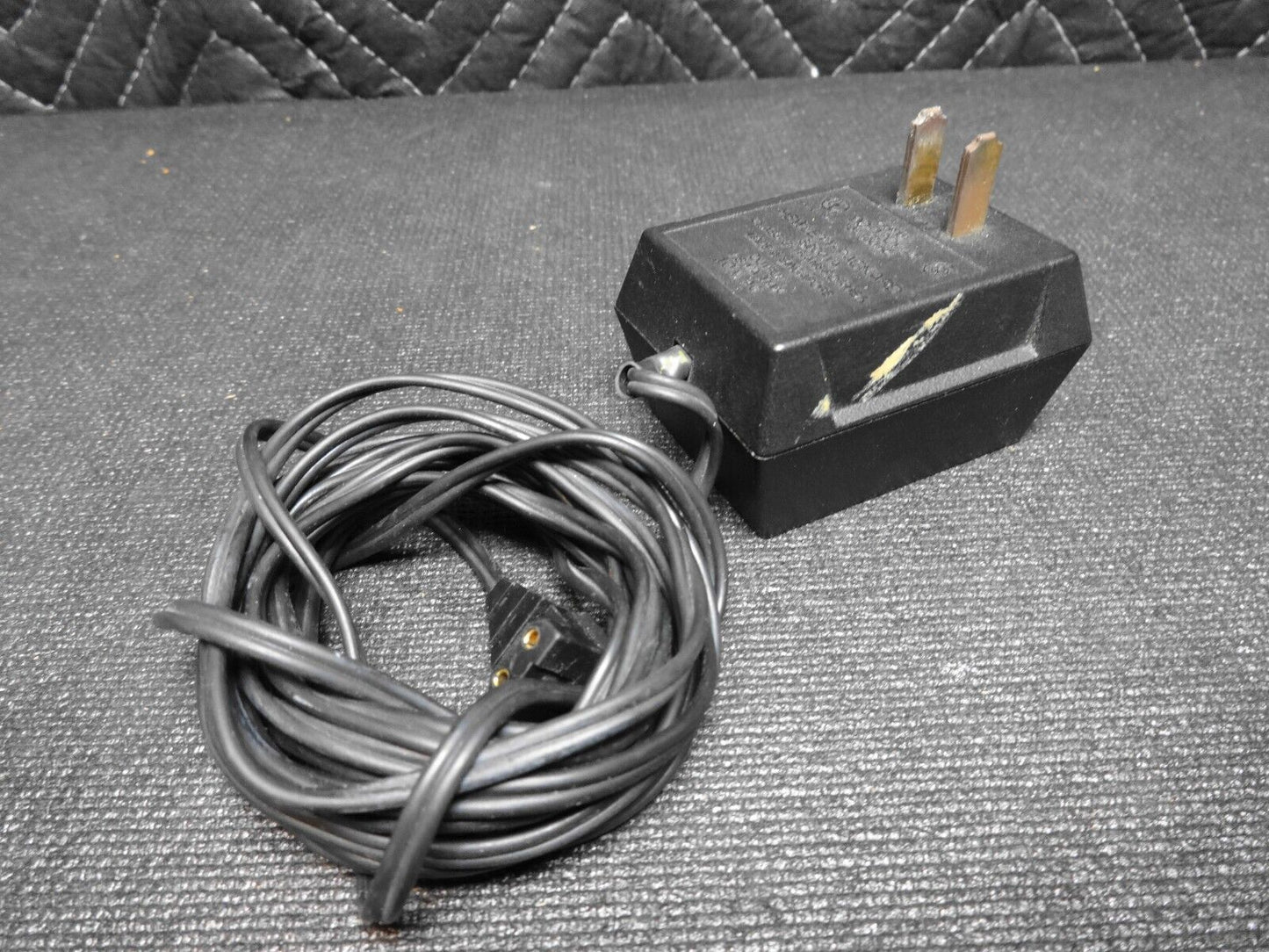 Vintage HP Hewlett Packard Battery Charger AC Adapter for Calculator 82041A /10V