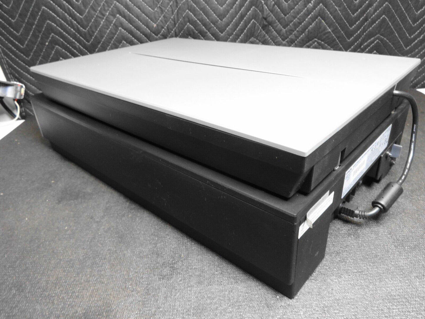 Epson Perfection V750 Pro Flatbed Document Scanner w/ USB & Power Cable V750-M 1