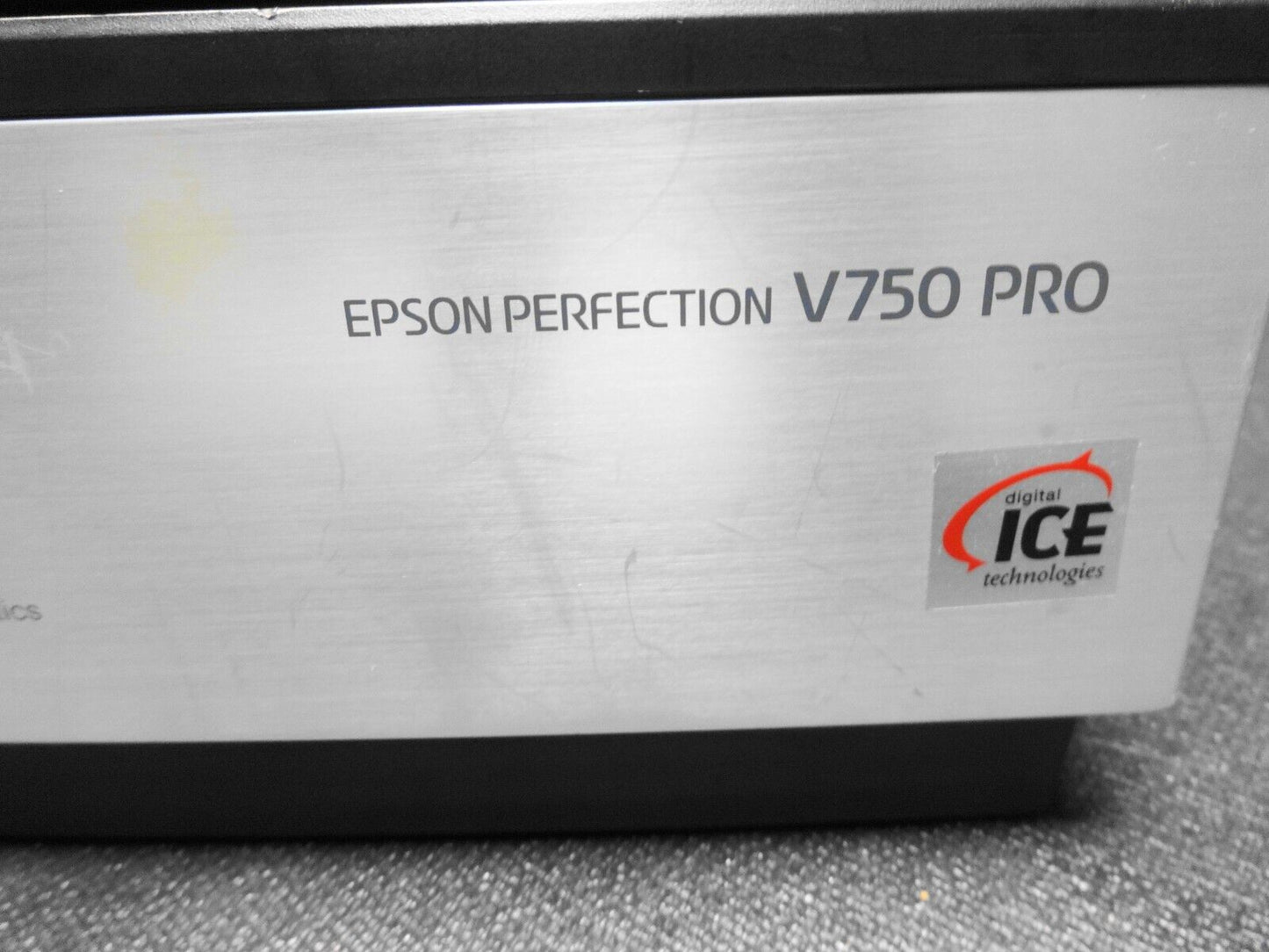 Epson Perfection V750 Pro Flatbed Document Scanner w/ USB & Power Cable V750-M 2