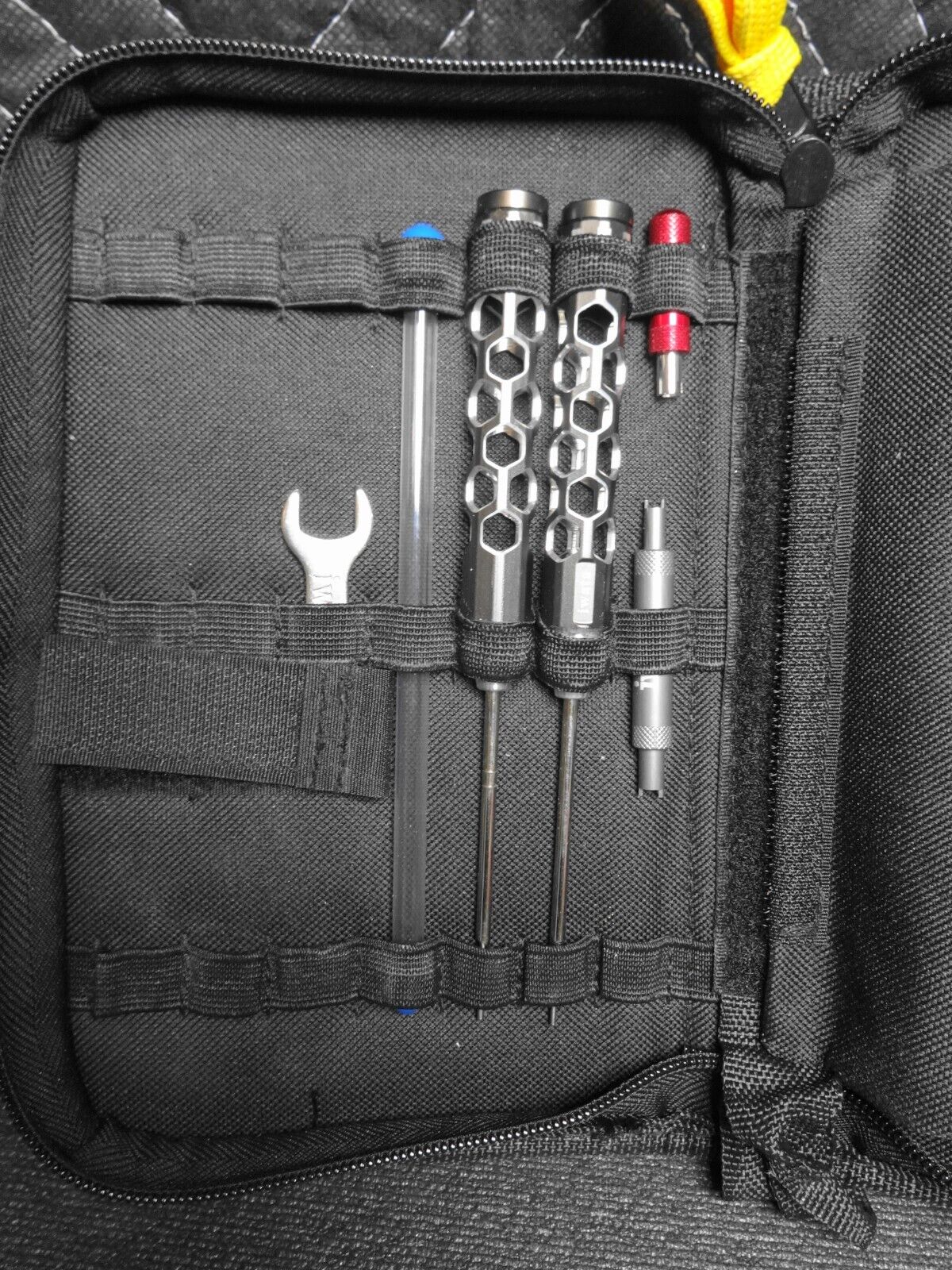 Iwata Eclipse HP-CS Airbrush, Iwata Case & Tools, Deluxe Hose, Quick Disconnect