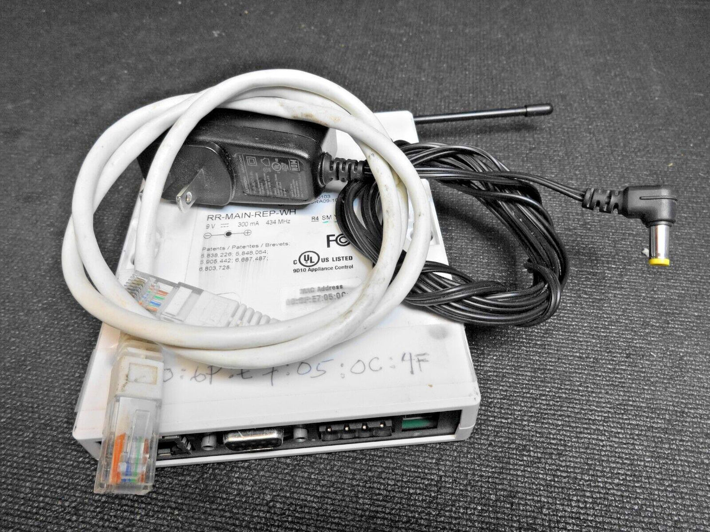 Lutron RR-MAIN-REP-WH RadioRA 2 Main Repeater