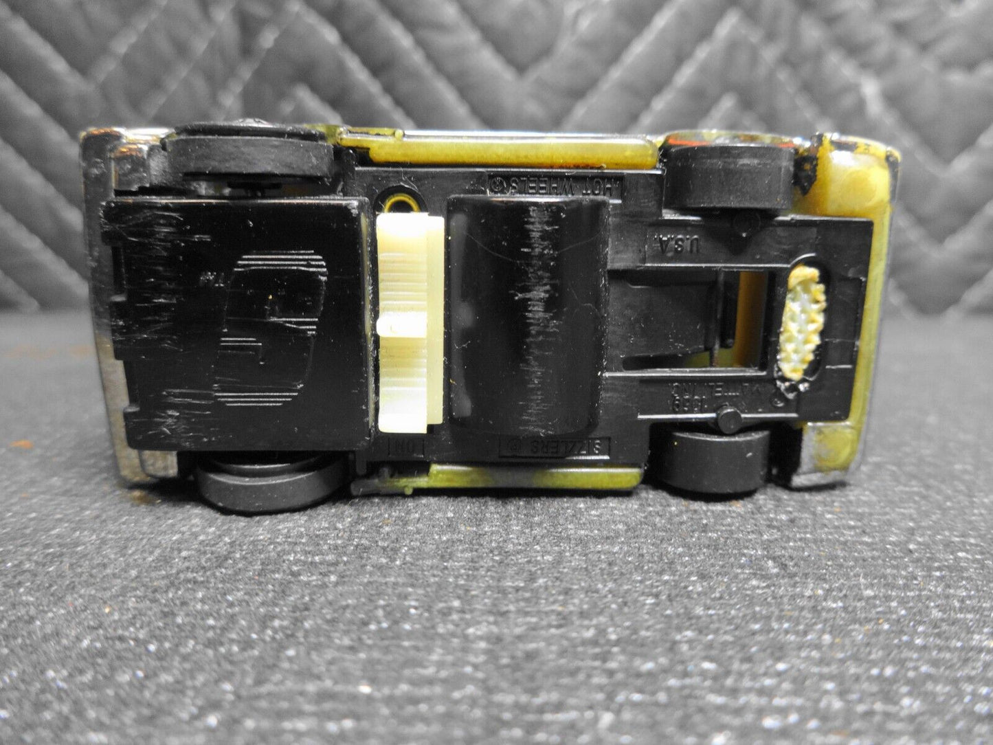 HOT WHEELS RED LINE SIZZLERS CHROME SILVER VAN VANTOM