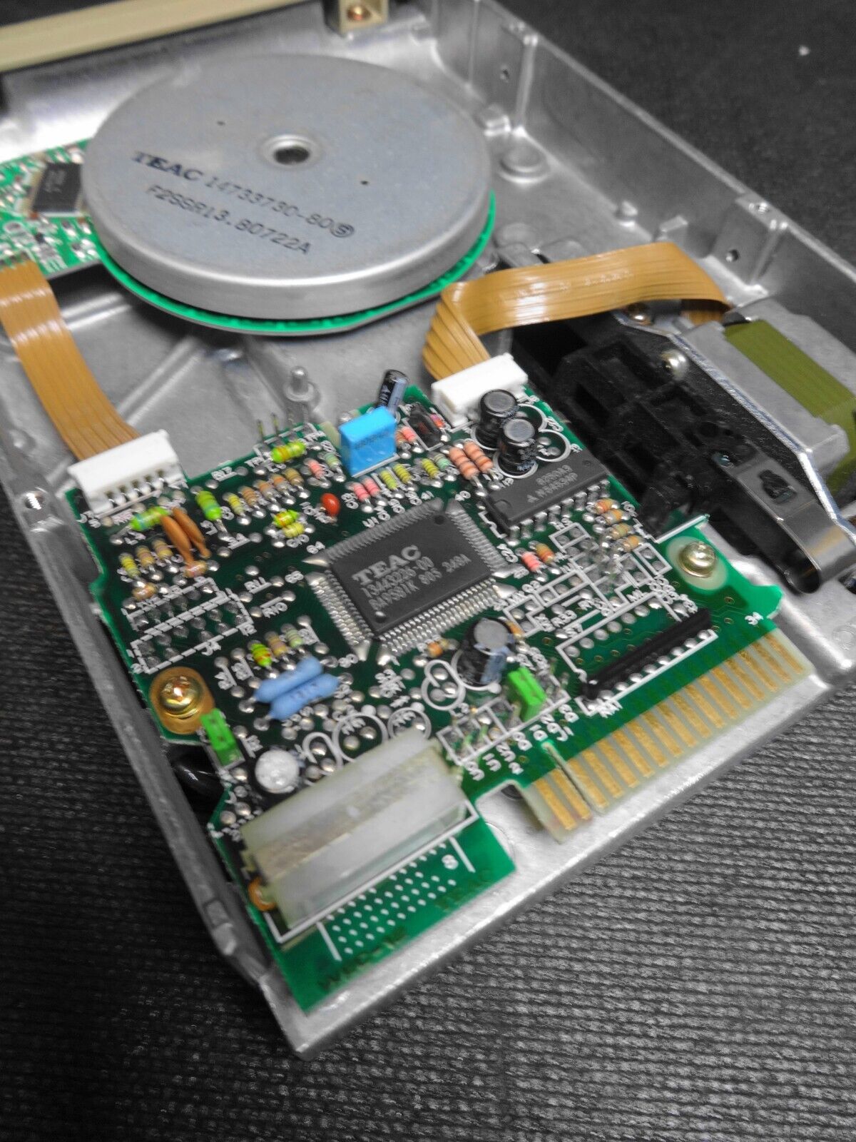 TEAC FD-55BR 5.25 Floppy Disk Drive 19307351-02