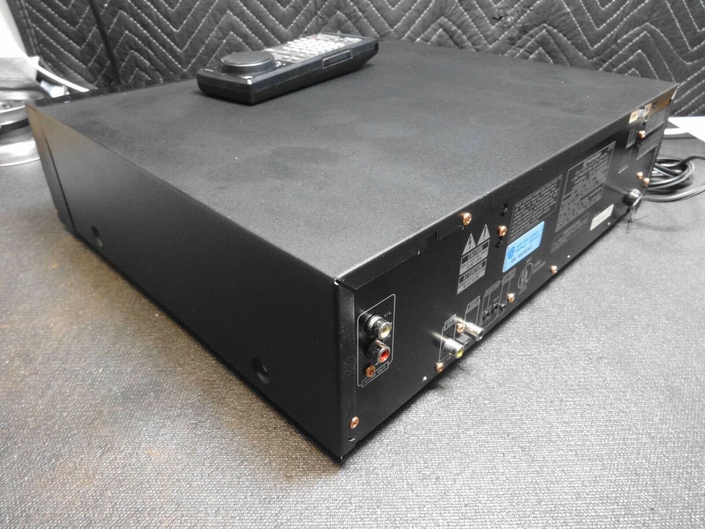 Vintage Pioneer CLD-E2000 CD CDV LD Laserdisc Player w/ Remote - *SERVICED*