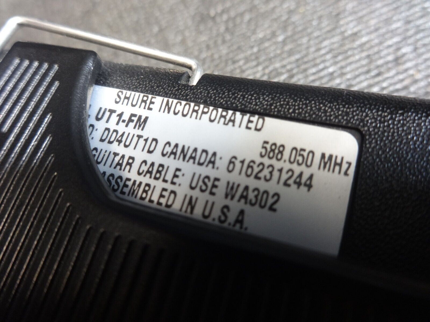 Shure Wireless Transmitter UT1-FM