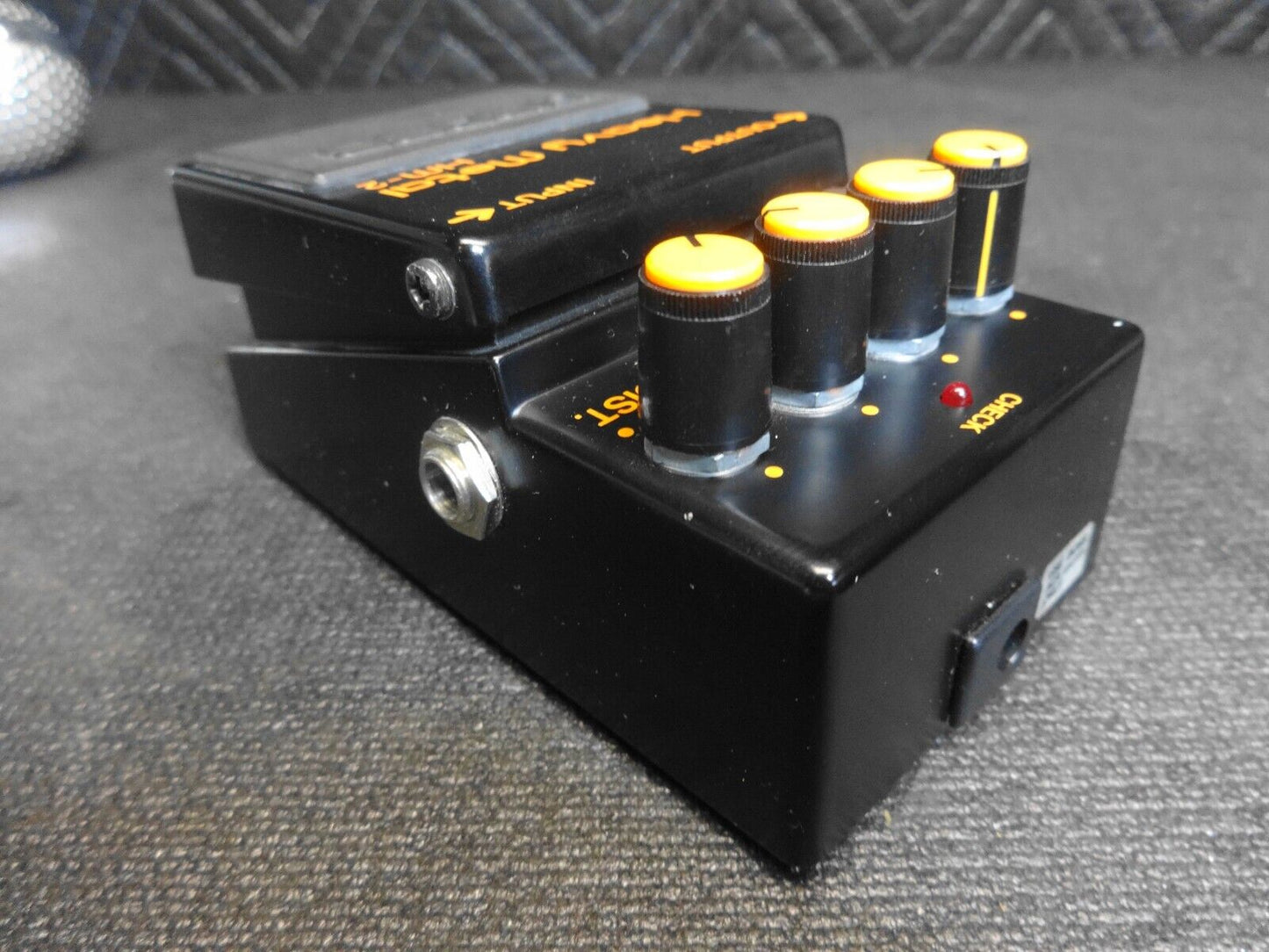 BOSS HM-2 Heavy Metal 1985 Vintage Guitar Effects Pedal Made in Japan